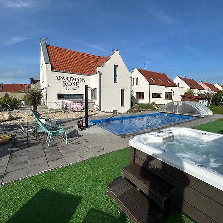 Apartmány ROSE Lednice Zewnętrze zdjęcie