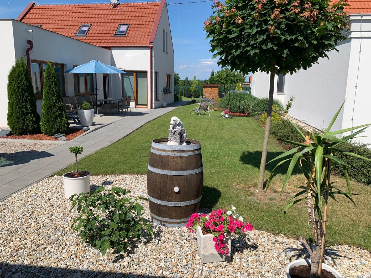 Apartmány ROSE Lednice Zewnętrze zdjęcie
